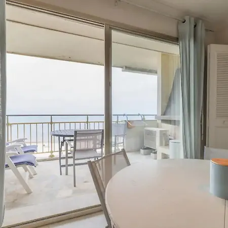 Cap D'antibes Et Terrasse Face A La Διαμέρισμα *