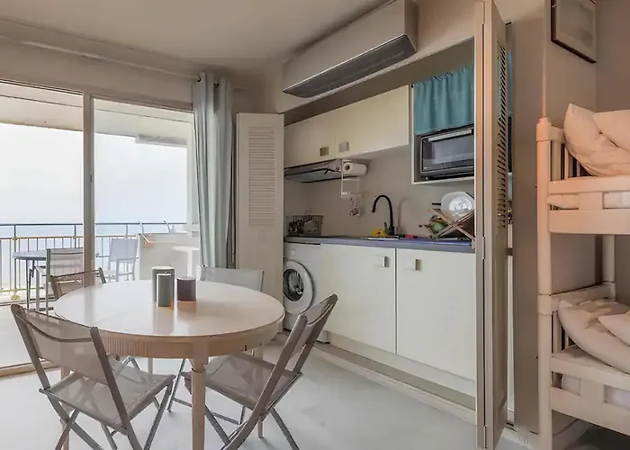 Cap D'antibes Et Terrasse Face A La Apartament *