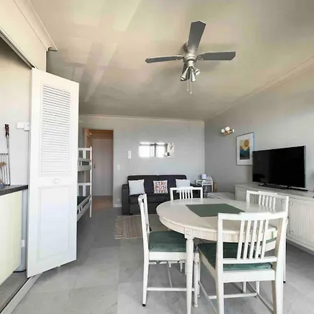 Apartment Cap D'antibes Et Terrasse Face A La