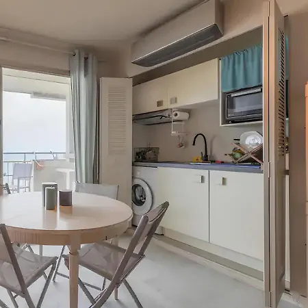 Cap D'antibes Et Terrasse Face A La Apartment *