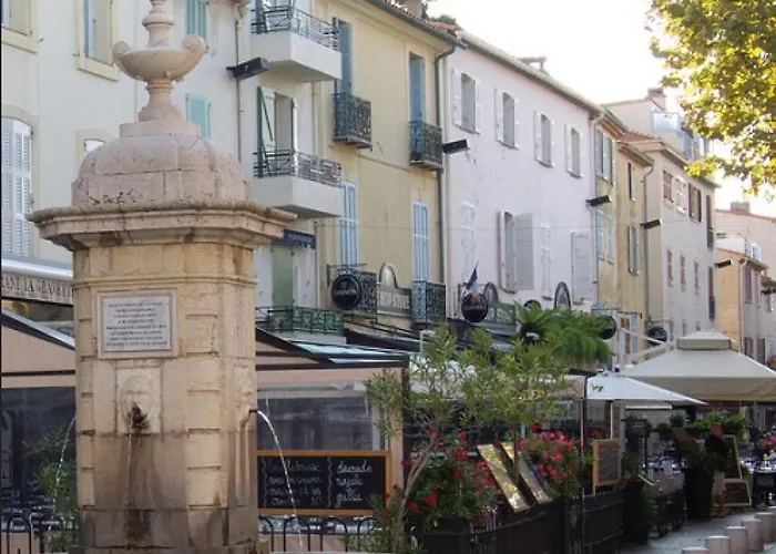 Cap D'antibes Et Terrasse Face A La Apartment *