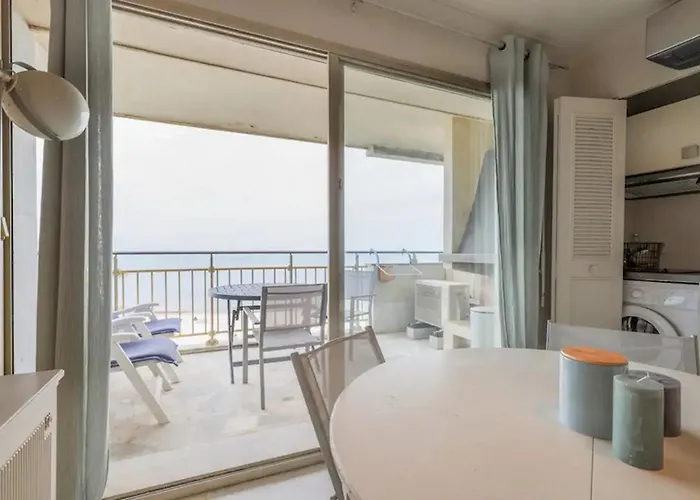 Cap D'antibes Et Terrasse Face A La 公寓 *